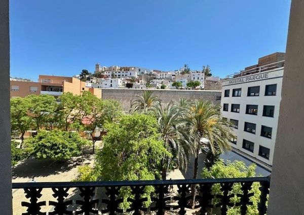 Es Cubells, Balearic Islands 07839