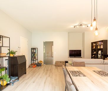 Lichtrijk appartement met 2 slaapkamers in het centrum van Mechelen - Foto 1
