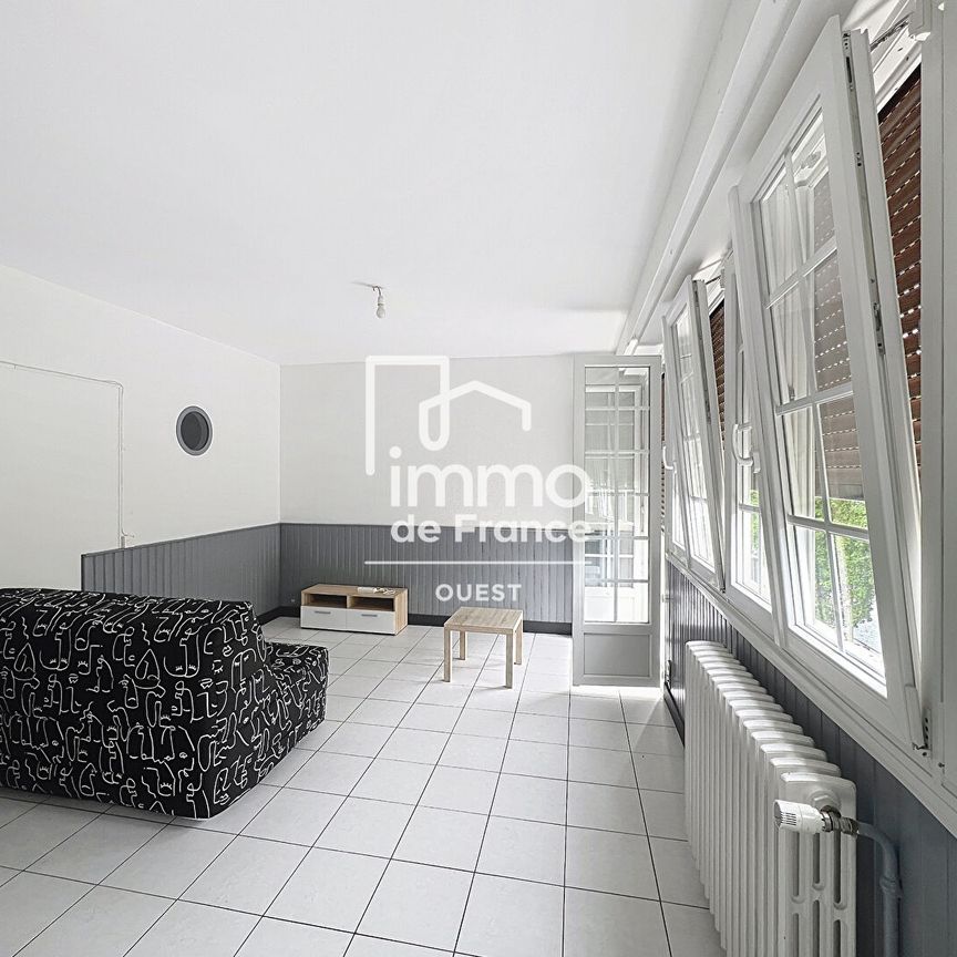 Location Appartement 1 pièce 35m² - Photo 1