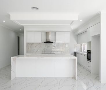 LUXURY LIVING IN SUNBURY - Photo 5