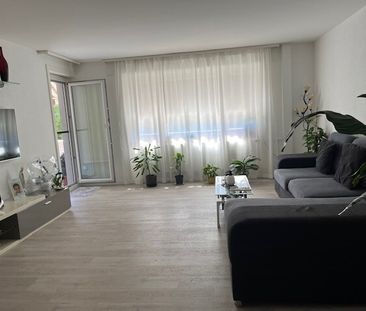 Lumineux appartement de 4.5 pièces avec balcon à Courgevaux - Photo 3
