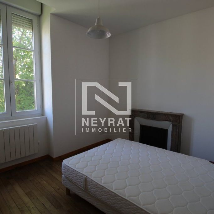 Location Appartement 2 pièces Meublé 39m² CHALON SUR SAONE 71100 - Photo 1