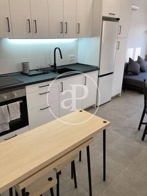Valencia Capital, Valencian Community 46024 - Photo 1