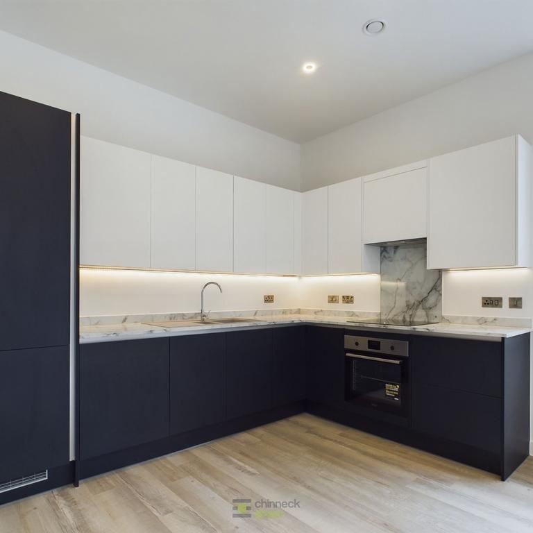 2 bedroom flat to rent - Photo 1