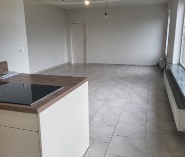 CENTRAAL GELEGEN APPARTEMENT MET 2 SLAAPKAMERS TE HUUR - VLAKBIJ ST... - Photo 2