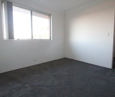 Excellent Apartment Walking Distance to Station & CBD - Photo 1