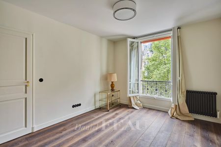 Paris VII - Gros Caillou - Photo 2