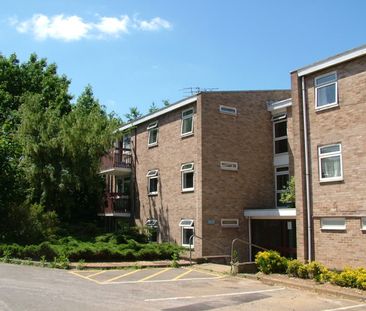 2 bedroom Apartment - CORNERS, WELWYN GARDEN CITY. - Photo 3