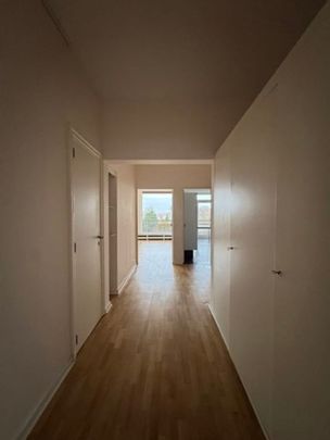 Appartement te huur - Photo 1
