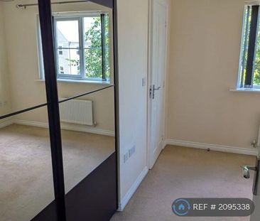 3 bedroom detached house to rent - Photo 2