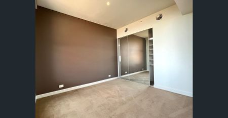 One Bedroom + Study Apartment With Water Views For Leasing - Photo 2