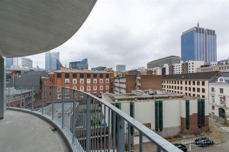 Botanique! Magnifique appartement 3 chambres avec grande Terrasse - Photo 5