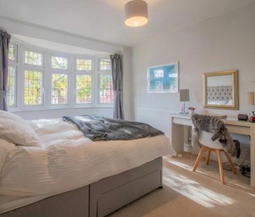 3 bedroom detached house to rent - Photo 4