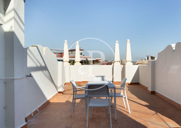 Penthouse for rent with Terrace in San Francesc (Valencia)