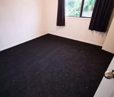 Ranui, 3 Bedrooms - Photo 1