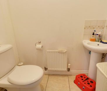 2 bedroom semi-detached house to rent - Photo 1