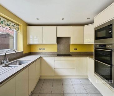 4 bedroom house to rent Valley Park Drive, Clanfield, Waterlooville... - Photo 5