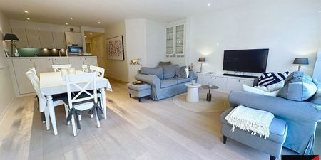 Appartement te huur in Knokke voor € 1.325 met 2 slaapkamers - Photo 3
