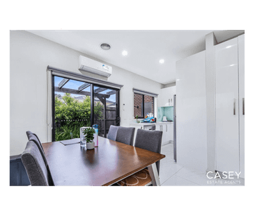 2 Spacious Bedrooms - Photo 3