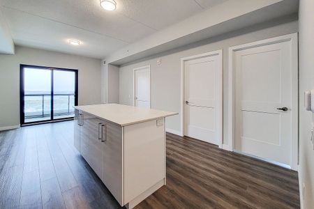 For Lease - 15 Queen Street Unit# 2011, Hamilton, Ontario - Photo 4