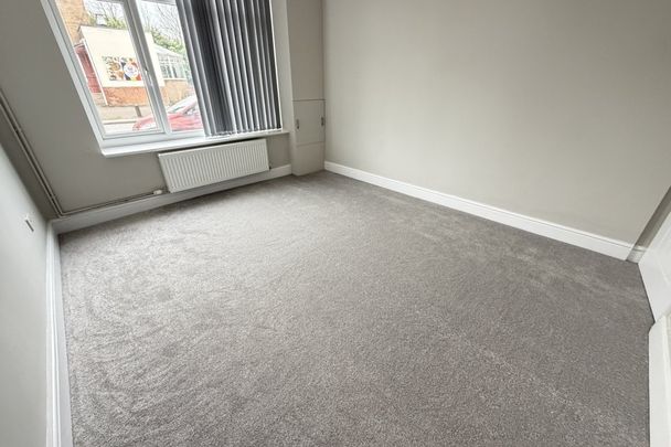 Lawford Road - Photo 1