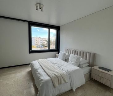 Moderne 1,5-Zimmer-Neubauwohnung direkt beim Flughafen Kloten - Photo 4