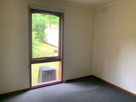 139 Johnstone Street, Castlemaine - Photo 3