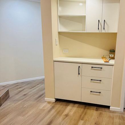 Comfortable 2 Bedroom Flat for Rent - Photo 1