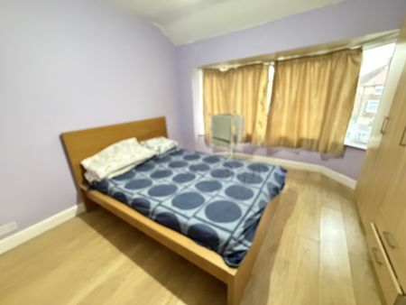 Studland Avenue, Rugby - Photo 5