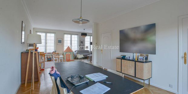 Woning te huur in Sint-Pieters-Woluwe voor € 3.200 met 5 slaapkamers - Foto 1