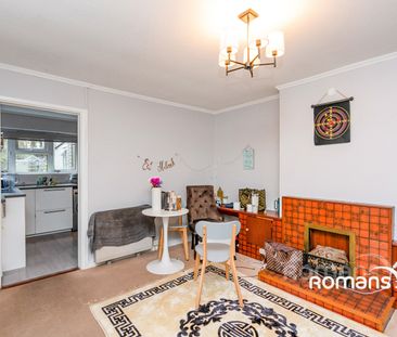 2 bedroom maisonette to rent - Photo 1