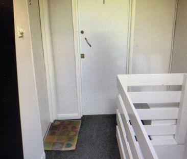 1 Bed Flat, Lewes Road, BN2 - Photo 2