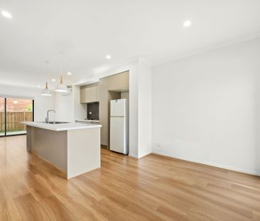 36 Saran Cresent, Deanside, VIC, 3336 - Photo 4