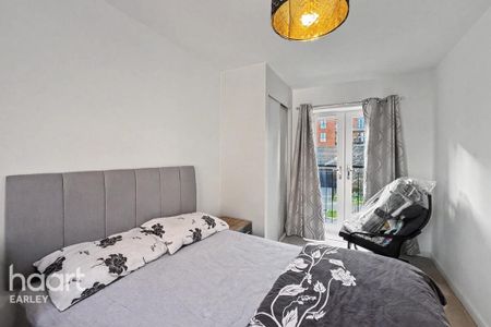 4 bedroom townhouse to rent - Photo 4