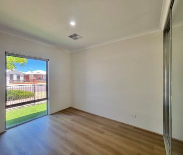 Byford 3-Bed Low-Maintenance Home - Photo 4