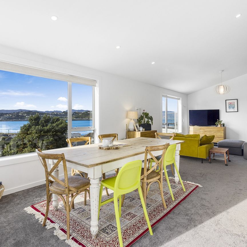216c Sutherland Road, Lyall Bay - Photo 1