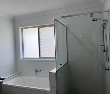 36 Bethanga Way, Spring Mountain, Qld 4300 - Photo 3