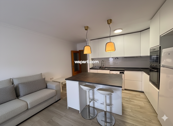 Apartment in Guardamar del Segura, GUARDAMAR PLAYA, for rent - Photo 1