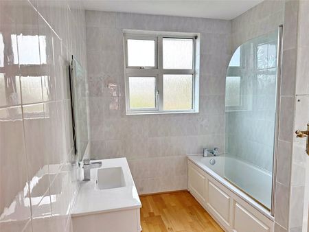 Kewstoke Road, Bristol - Photo 4