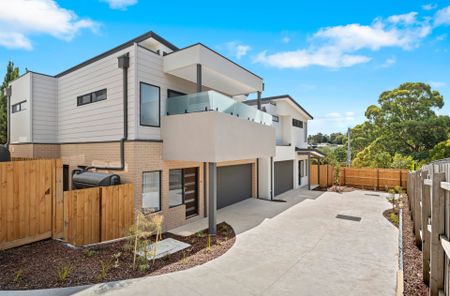 2 Lotus Close, Mooroolbark - Photo 2