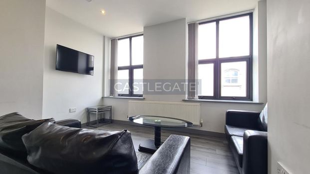 3 bedroom flat share to rent - Photo 1