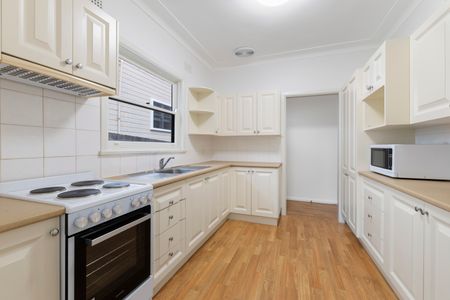 61 Old Berowra Road, Hornsby NSW 2077 - House For Rent | Domain - Photo 4