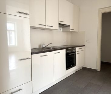 Unbefristet: Modernisierte Altbauwohnung in Liesing Hochstraße 11 T... - Foto 1