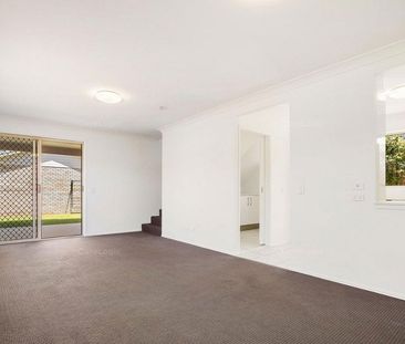 3 BEDDROOM TOWNHOUSE IN THE HEART OF TUGUN - Photo 2