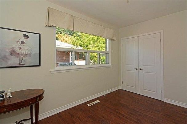 For Lease - 21 Hiley Avenue, Ajax, Ontario - Photo 1