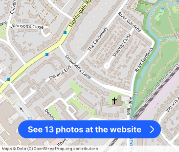 Strawberry Lane, Carshalton, SM5 - Photo 1