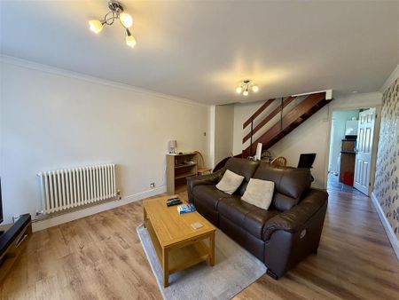 2 bedroom terraced house to rent - Photo 2
