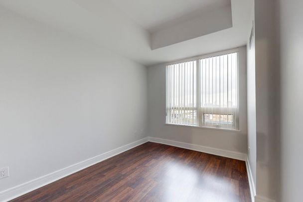 For Lease - 35 Brian Peck Crescent Unit# 813, Toronto, Ontario - Photo 1