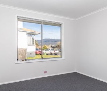 Modernised Family Home - Photo 4