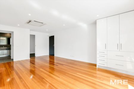 3/211 Wellington Street, Collingwood - Photo 4